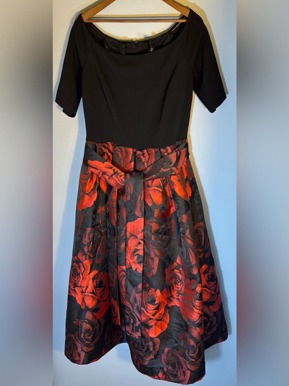 Jessica Howard Women’s 10 Black & Red Floral Fit-and-Flare Dress